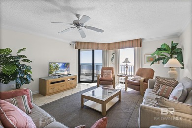 This beautifully appointed 3-bedroom, 2-bath condo in Phoenix