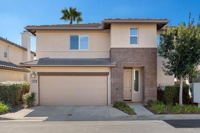 Beautifully upgraded home in the highly sought-after Amante - photo 1