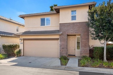 Beautifully upgraded home in the highly sought-after Amante - photo 2