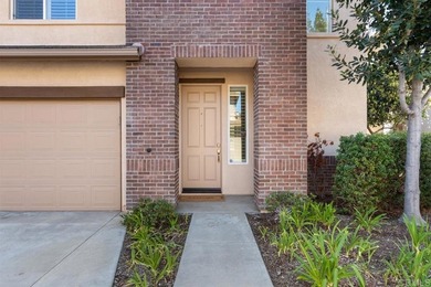 Beautifully upgraded home in the highly sought-after Amante - photo 4