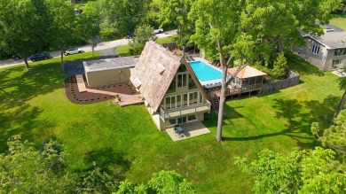 Lake Home For Sale in Saint Charles, Illinois