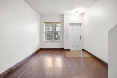 This River Oaks townhome has over 1,900 feet of living area! - photo 8