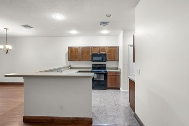 This River Oaks townhome has over 1,900 feet of living area! - photo 9