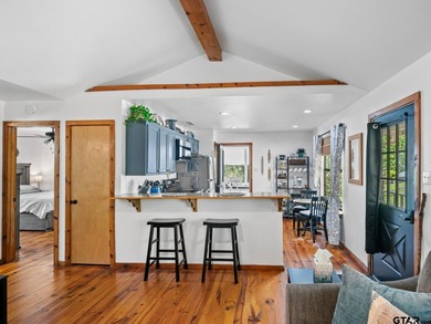 Welcome to Fawn Creek Cottage - FULLY FURNISHED, down to the - photo 10