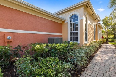 This Pristine corner townhome in Harbour Island at Palm Cove - photo 12