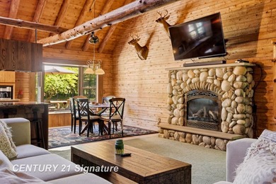 Your Dream Homestead Awaits: 3-Bedroom Log Home with Exceptional - photo 18