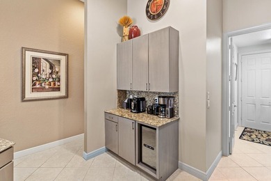 This Pristine corner townhome in Harbour Island at Palm Cove - photo 25