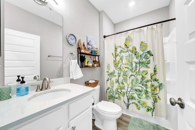 Priced below market value! Meticulously maintained and loaded - photo 28