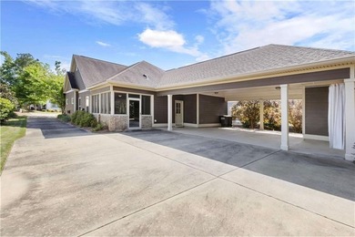 Charming single-story cottage located in the highly desirable - photo 30