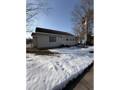 (private lake, pond, creek) Home For Sale in Barryton Michigan