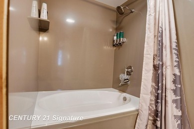 Your Dream Homestead Awaits: 3-Bedroom Log Home with Exceptional - photo 32