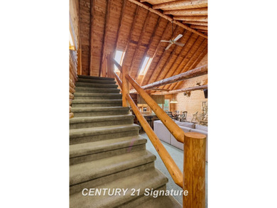 Your Dream Homestead Awaits: 3-Bedroom Log Home with Exceptional - photo 38