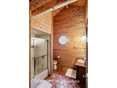 Your Dream Homestead Awaits: 3-Bedroom Log Home with Exceptional - photo 44