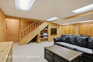Your Dream Homestead Awaits: 3-Bedroom Log Home with Exceptional - photo 48