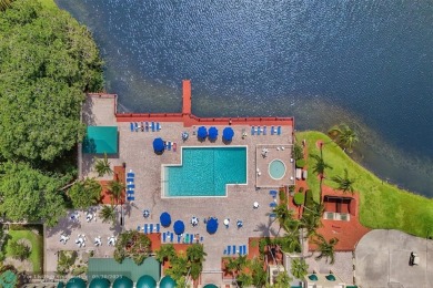 Lake Condo For Sale in Davie, Florida