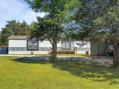 Lake Home For Sale in Gordonville, Texas