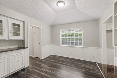Charming one-story home located in the heart of Richardson - photo 6