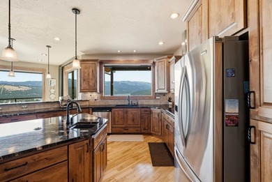 Experience luxury living in Liberty Lake's prestigious gated - photo 17