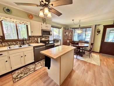 LAKEFRONT in LEWISTON - Beautiful and comfortable chalet style - photo 19