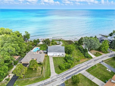 Lake Home For Sale in Pleasant Prairie, Wisconsin