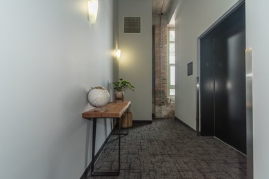 Rarely available 2-bedroom, 2-bathroom brick-and-concrete loft - photo 29