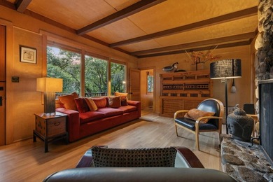 A great property with flexibility for families and friends to - photo 5
