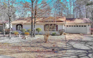 Lake Home For Sale in Hot Springs Village, Arkansas