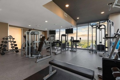 Live an affordable luxury life in the heart of Midtown. This 1