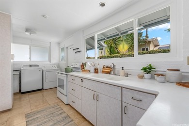 Discover the charm and comfort of single-level living in the - photo 9
