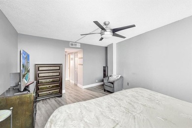 Experience refined coastal living in this elegant 2BR/2BA condo - photo 9