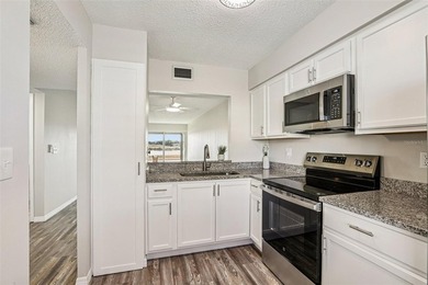 Welcome home to this beautifully renovated 2-bedroom, 1.5-bath - photo 15