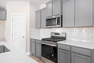 Coastal charm meets modern comfort in The Islands of Rockport! - photo 19