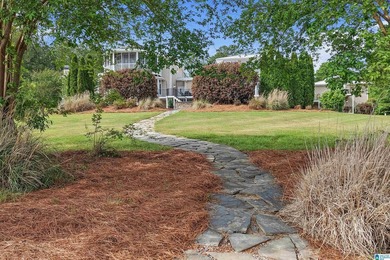 Experience the kind of lakefront estate that is convenient to - photo 20