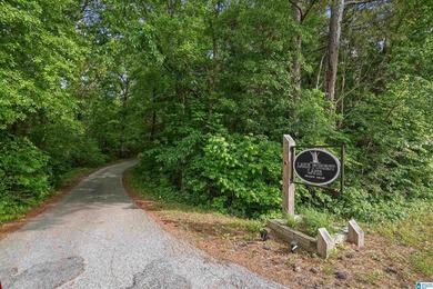 Experience the kind of lakefront estate that is convenient to - photo 24