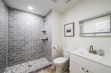 Stunning and undoubtedly tempting, 273 Shady Acres Rd delivers - photo 24