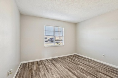 Welcome home to this beautifully renovated 2-bedroom, 1.5-bath - photo 25