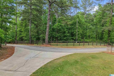 Experience the kind of lakefront estate that is convenient to - photo 28