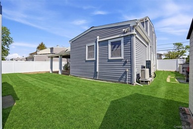 Get Ready To Call This Massapequa Shores 5 Bedroom, 2.5 Bath - photo 28