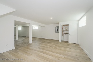 An exceptional extra large new construction 6/6 two-family semi - photo 28