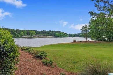 Experience the kind of lakefront estate that is convenient to - photo 29