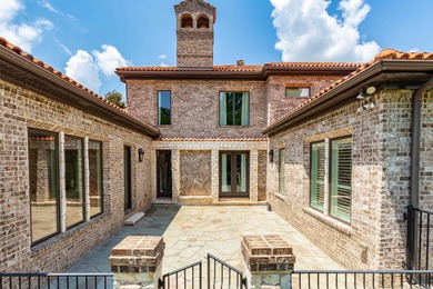 24hr notice to show: This beautiful home has custom