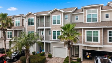 Welcome to Driftwood Townhomes, where coastal living and - photo 1