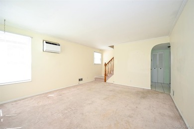 Incredible opportunity in one of Flushing's most sought-after - photo 7