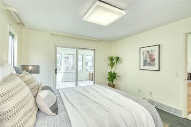 Welcome to 14 Gailhaven Court! Located on a quiet cul-de-sac in - photo 12