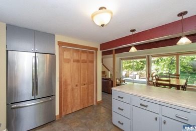 Tucked into a peaceful, creekside setting, this 3-bedroom - photo 15