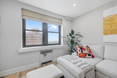 Exceptional shorefront living! This beautifully renovated condo