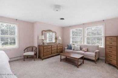 Welcome to this spacious 6-bedroom, 4.5-bath home offering over - photo 25