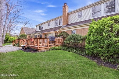 Welcome to this spacious 6-bedroom, 4.5-bath home offering over - photo 32