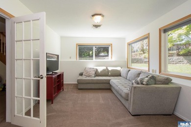 Tucked into a peaceful, creekside setting, this 3-bedroom - photo 38