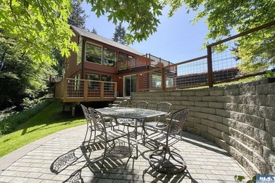 Tucked into a peaceful, creekside setting, this 3-bedroom - photo 46